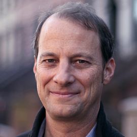 George Packer Headshot