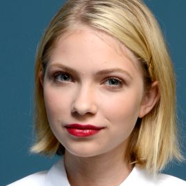 Tavi Gevinson Headshot
