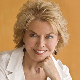 Pat Mitchell Headshot