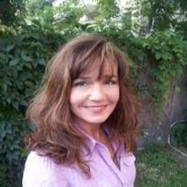 Heather Kopp Headshot