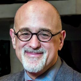 Dan Gilbert Headshot