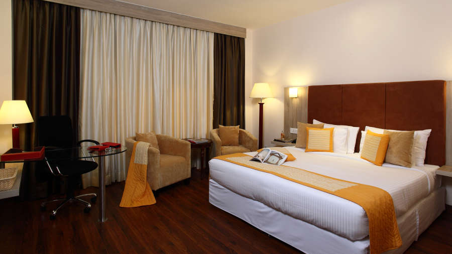 Hotel Nidhivan Sarovar Portico, Mathura Mathura Superior-Rooms -Hotel-Nidhivan-Sarovar-Portico -Mathura- 6 